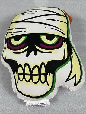 Glow-in-the-Dark Mummy Throw Pillow – Hyde & Eek Boutique Halloween